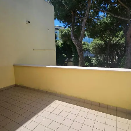 Veranda Quadrilocale *