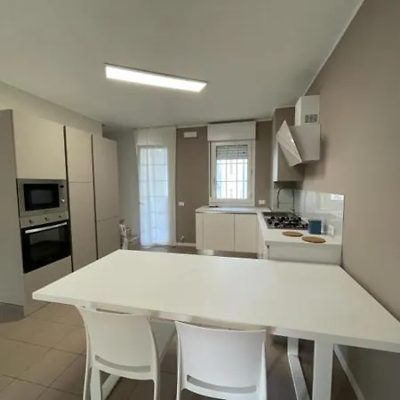Veranda Quadrilocale Apartment Rosolina Mare